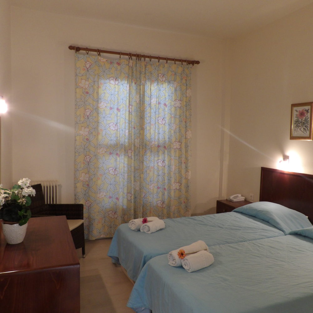 Double Room, Dassia Beach