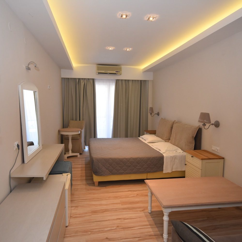 Twin Room-Liapades Beach
