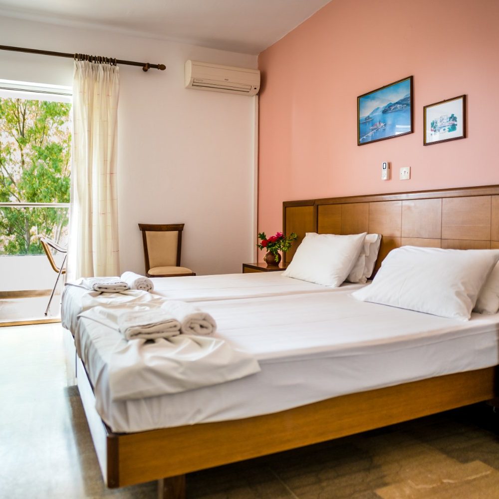 Three Stars-Bungalow Room